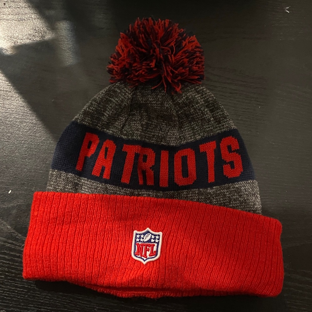 NFL Patriots Pom-Pom Beanie - Red, Blue and Gray